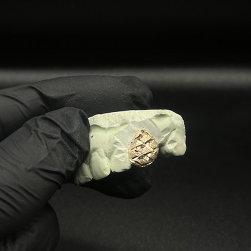 Diamond Dustcut
