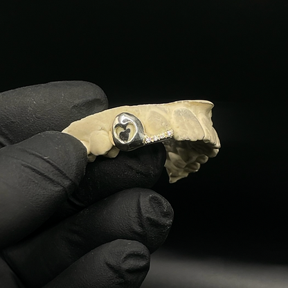 Cap with Moissanite Tip